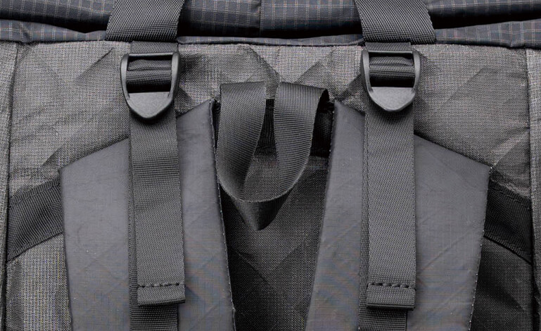 街から岩場まであなたの挑戦を支える軽量バックパック | EVERNEW OUTDOOR|