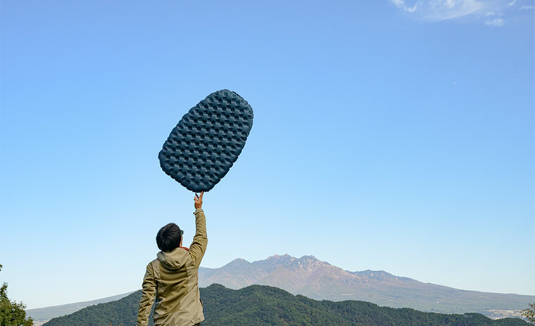 炉材マット エバニュー初のエアマットCORE REST | EVERNEW OUTDOOR|