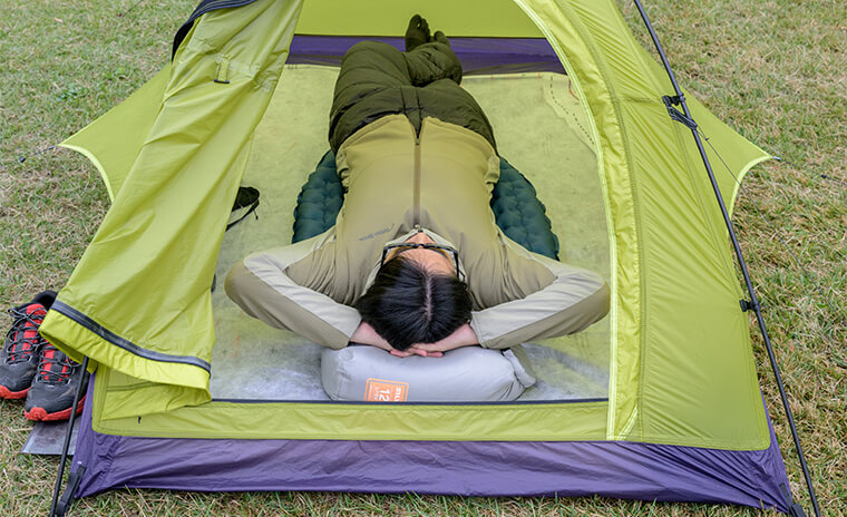 エバニュー初のエアマットCORE REST | EVERNEW OUTDOOR|